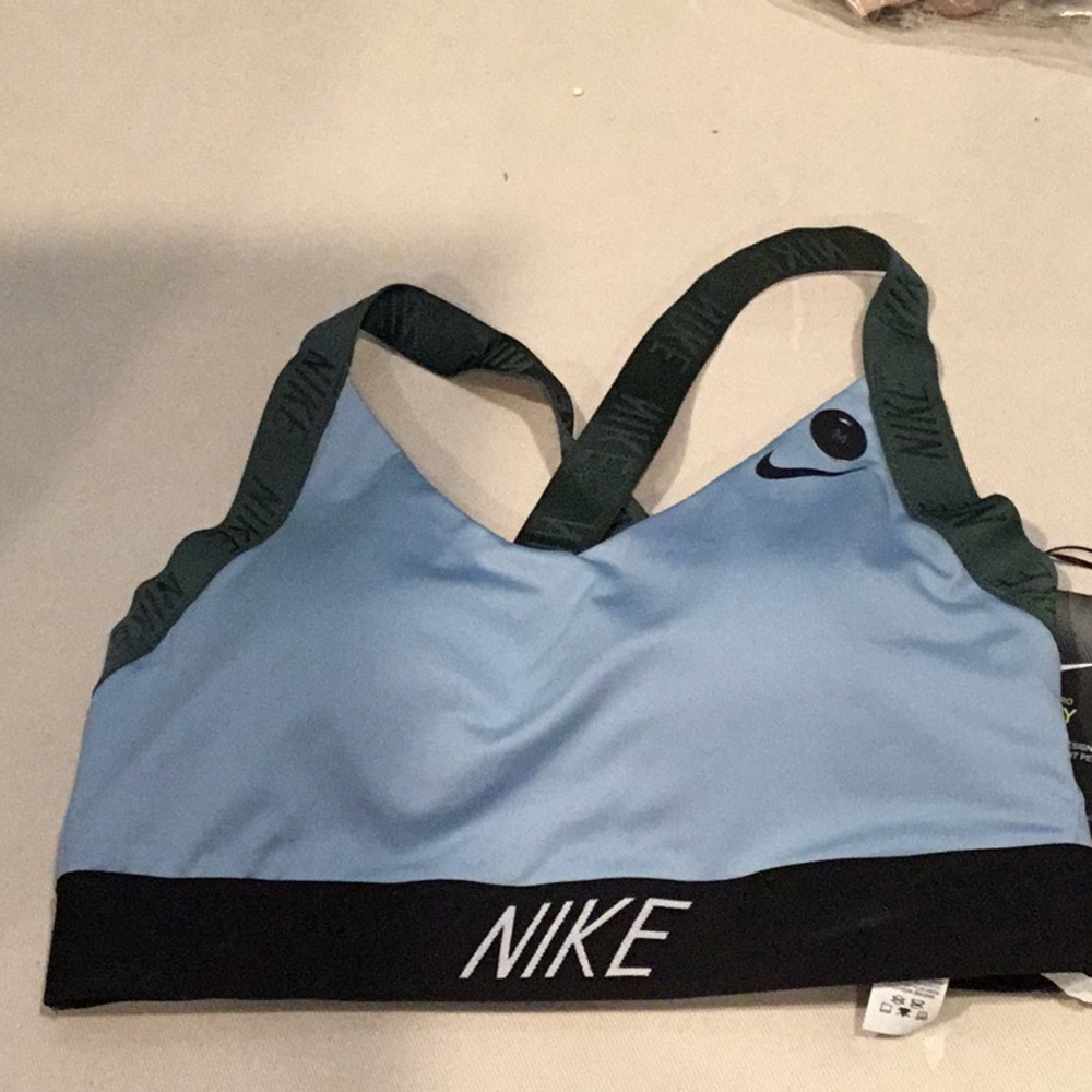 Sports bra